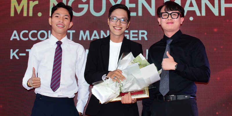 Tri ân đội ngũ quản lý tại sự kiện K-Tech Year End Party