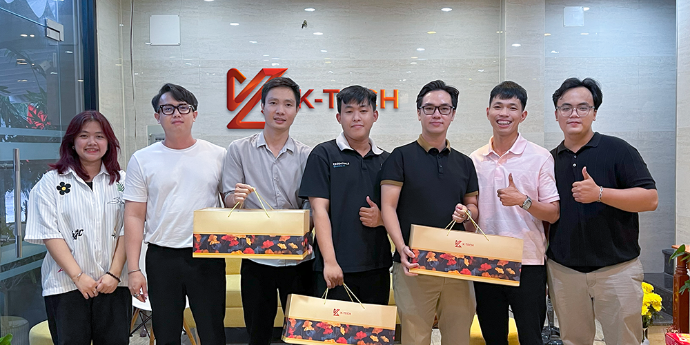 Trao quà Trung Thu Đoàn Viên Cho Manager